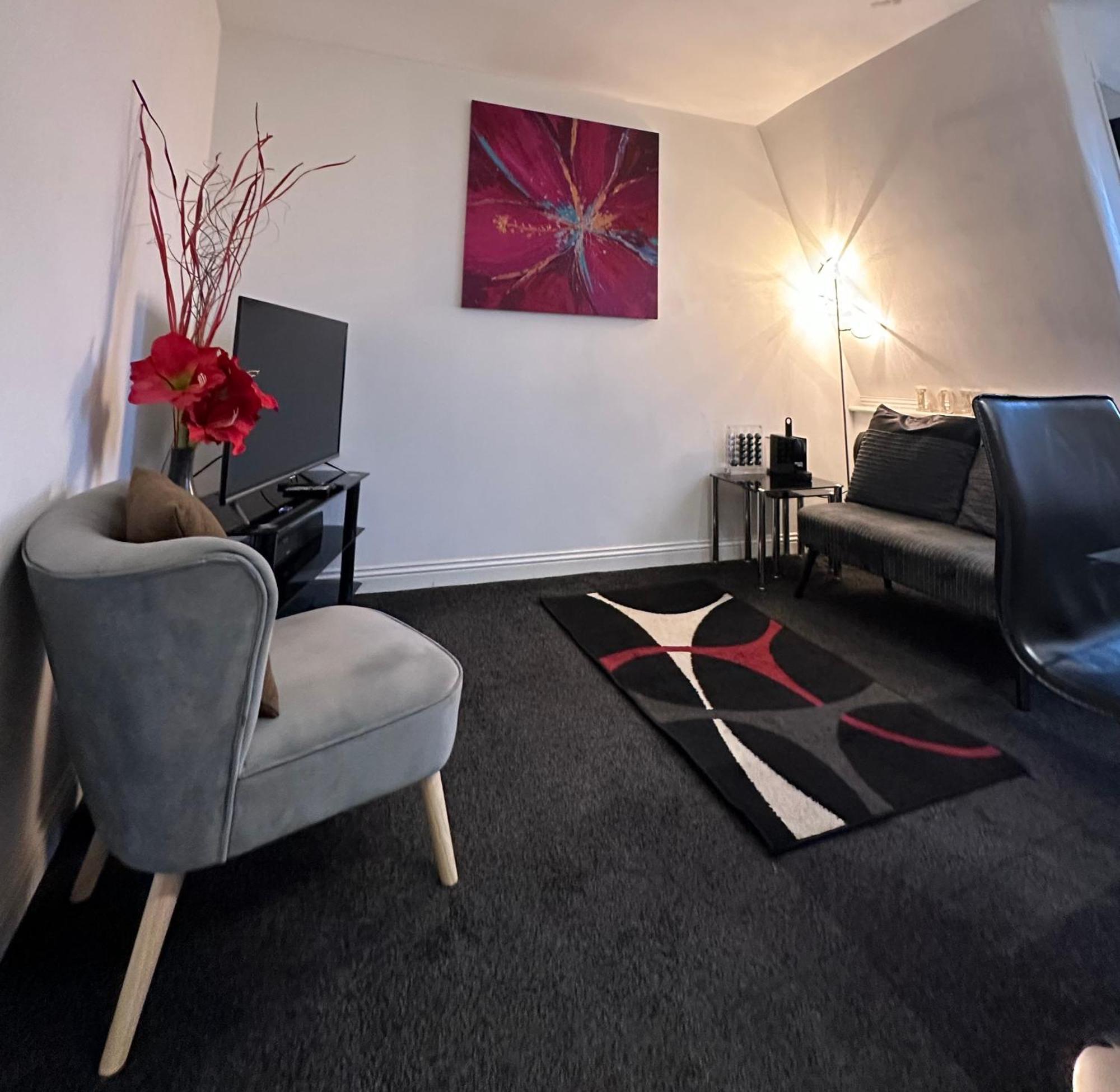 The Carlton'S Holiday Suites Бринлингтон Экстерьер фото