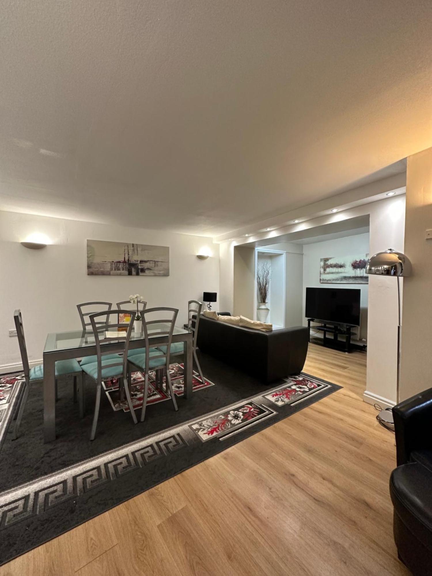 The Carlton'S Holiday Suites Бринлингтон Экстерьер фото