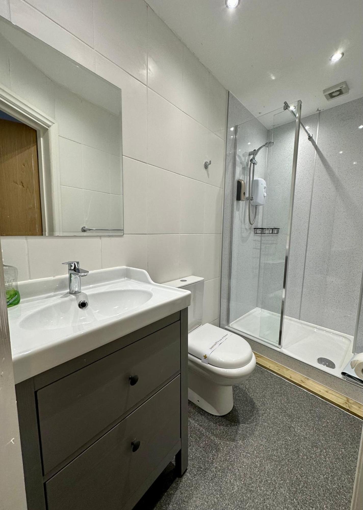 The Carlton'S Holiday Suites Бринлингтон Экстерьер фото